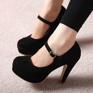 woman ankle boots 
